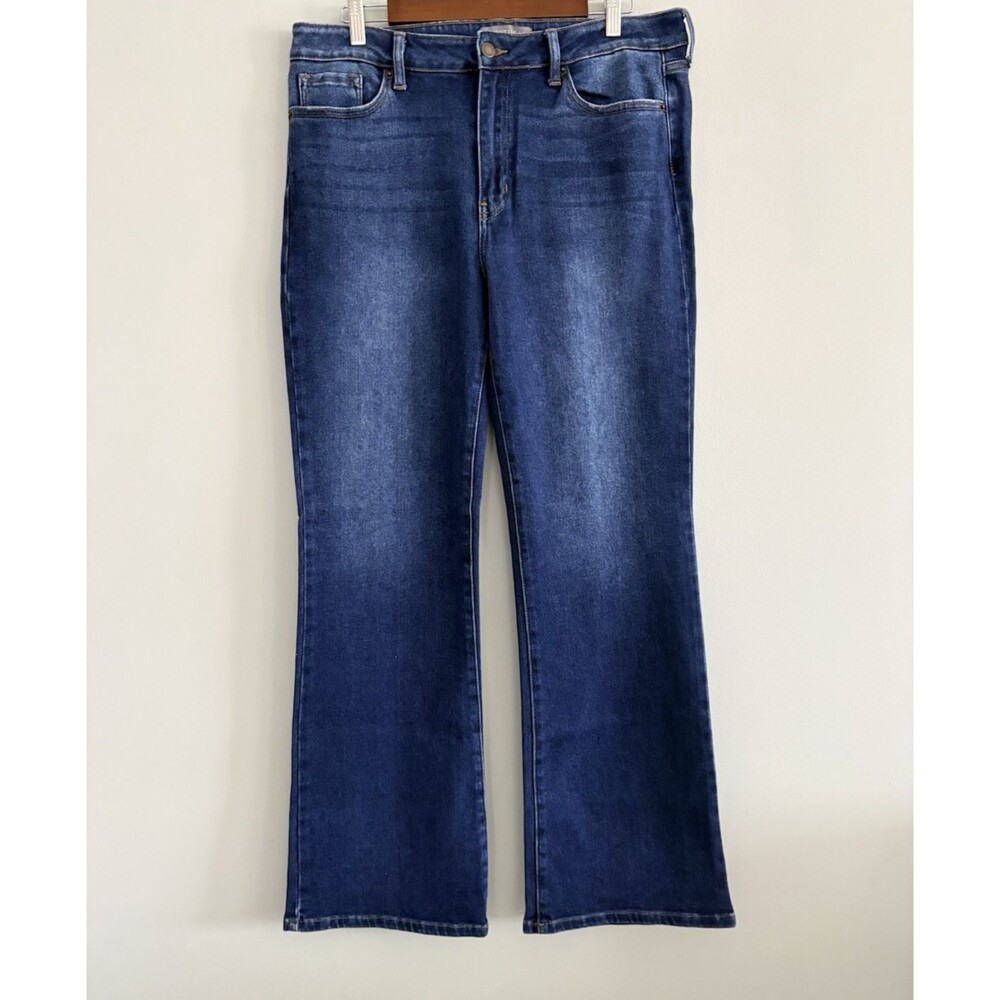 Just USA Jeans Women's Size 32/14 Blue Mid Rise Bootcut Medium Wash Stretch